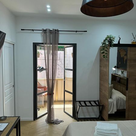 Gennarino Apartments - Panorama Suite With Balcony And Urban Loft 那不勒斯 外观 照片