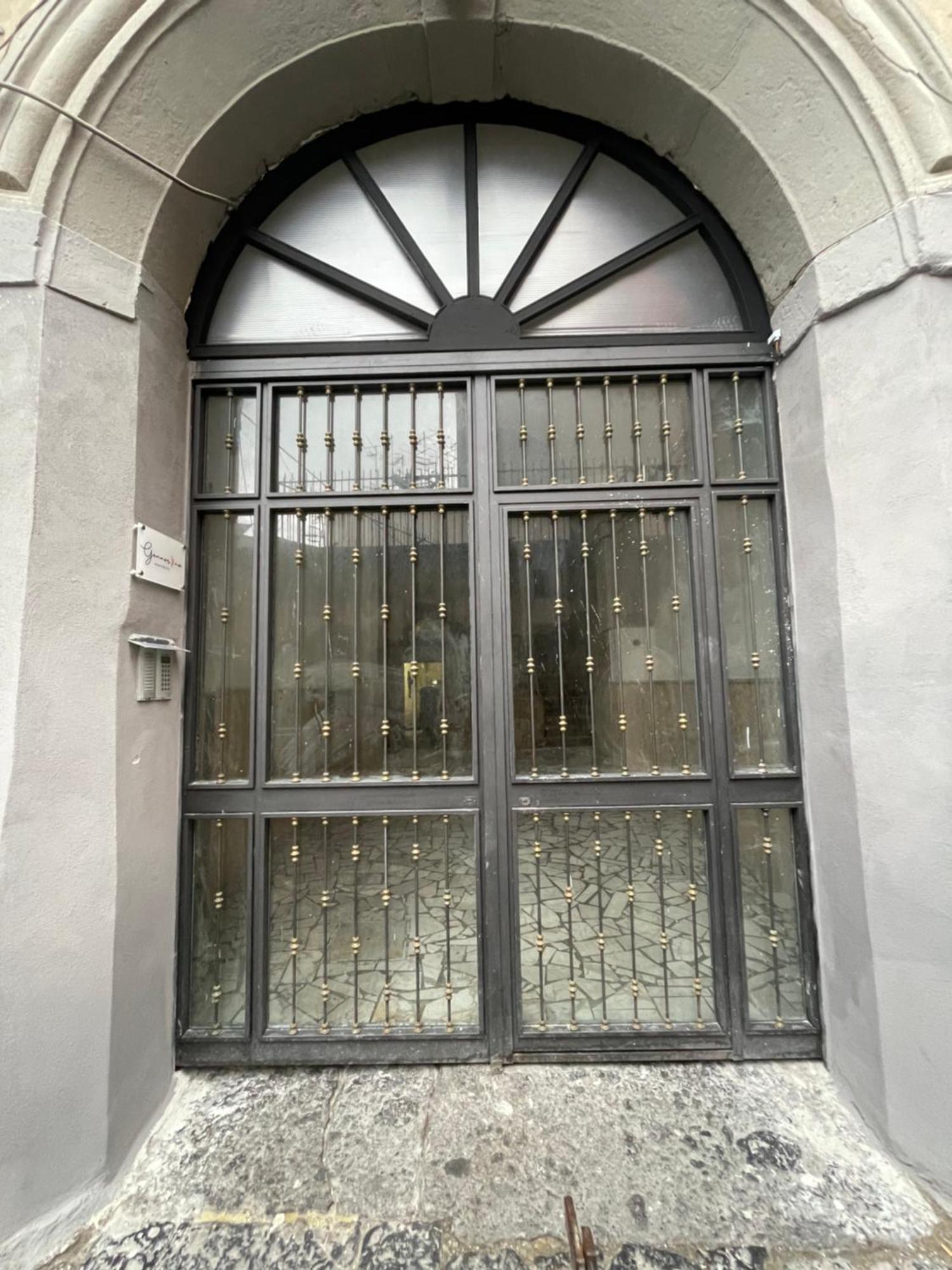 Gennarino Apartments - Panorama Suite With Balcony And Urban Loft 那不勒斯 外观 照片