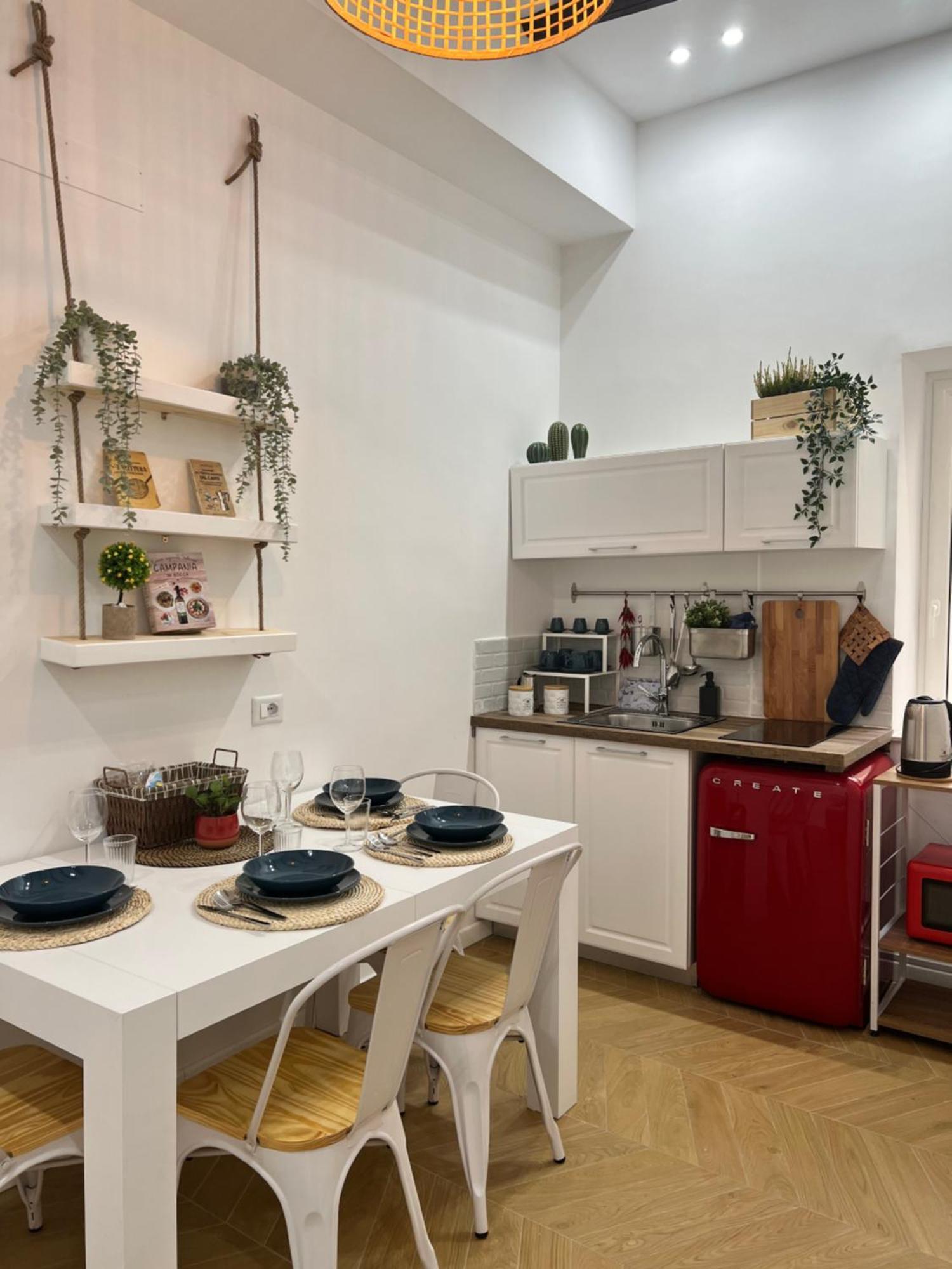 Gennarino Apartments - Panorama Suite With Balcony And Urban Loft 那不勒斯 外观 照片